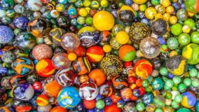 pile of multicolored marbles