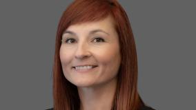 Jennifer Liggett Headshot