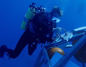 Jacobs engineer diver in gear underwater