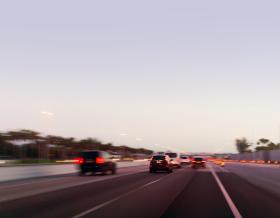 Highway traffic going north at dusk