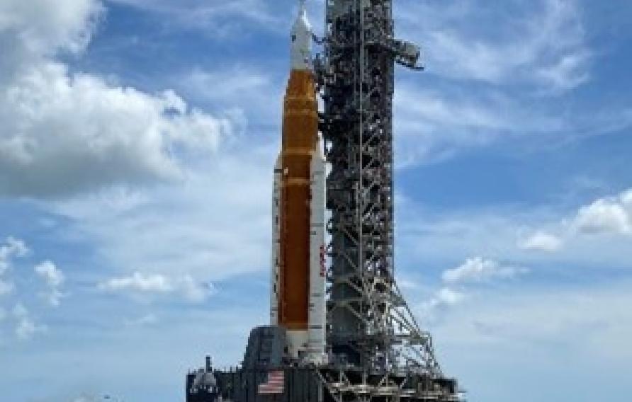 Artemis_I_rocket_traported_back_to_VAB,_July_2._Credit_NASA