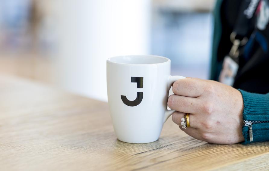 J mark mug