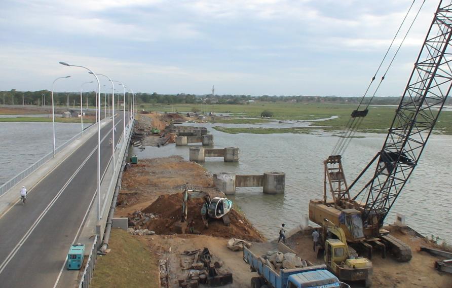 Sri Lanka Arugam Bridge