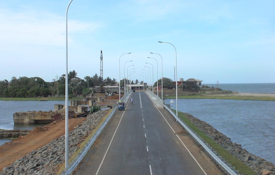 Sri Lanka Arugam Bridge