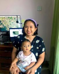Wulan loves the fact that she can work flexibly at Jacobs. She is still getting used to working from home with her supportive co-worker, her one-year-old daughter. 