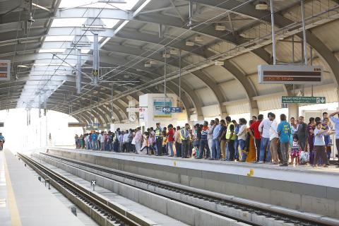 Hyderabad Metro Rail - passengers waiting at station. © L&amp;T Hyderabad Metro Rail Ltd