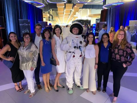 Jacobs ELT members at NASA Kennedy ahead of Artemis I launch