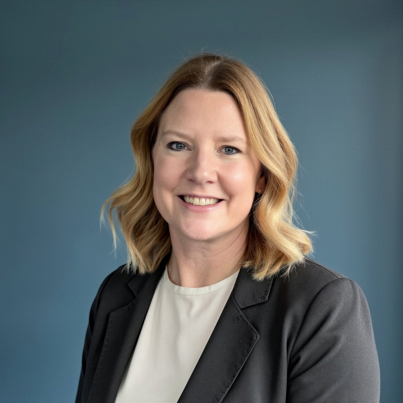 Stephanie McMackin | Jacobs