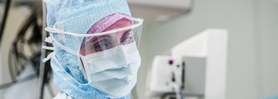 Nurse in a surgical mask
