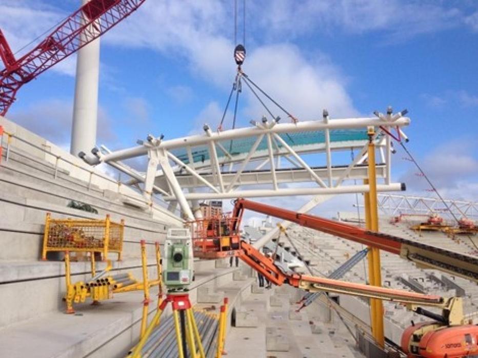 Onsite installation monitoring of the first Truss of the Adelaide oval eastern grandstand roof