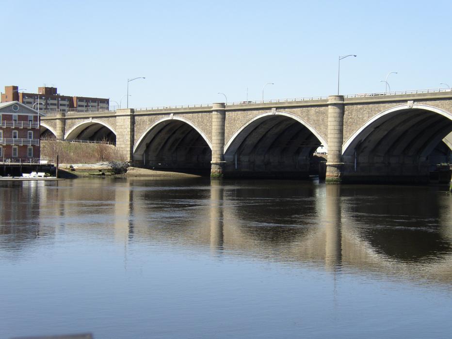 Washington Bridge in Rhode Island